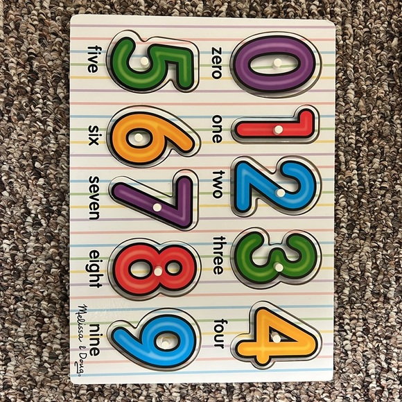 2 wooden Melissa and Doug puzzles - Picture 2 of 3